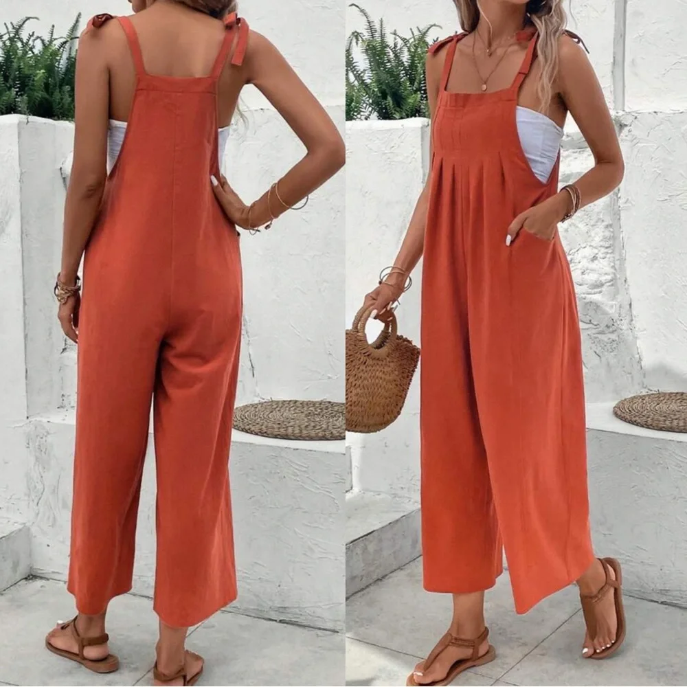 Solid pleated pocket wide leg Jumpsuit - Picture 3 of 4
